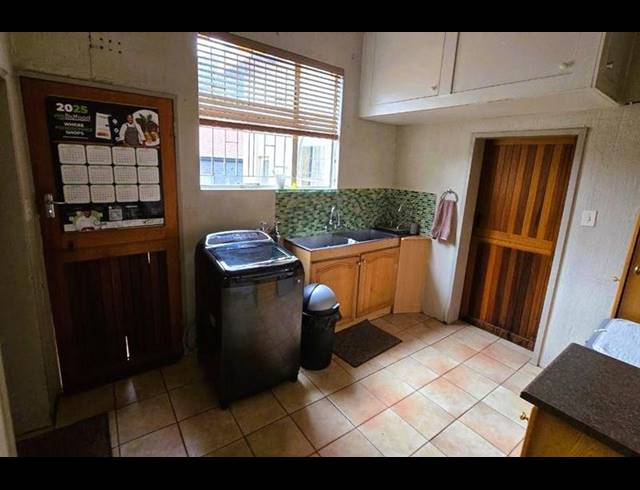 5 BEDROOM HOUSE FOR SALE IN BIRCHLEIGH